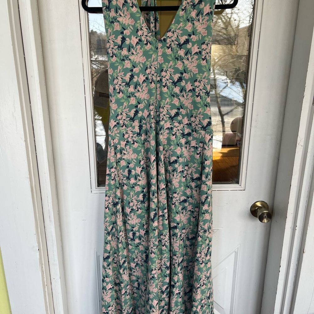 Women’s L Pact Organic Cotton shadow floral spruce green modern halter dress